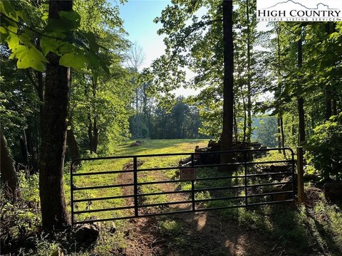 Lenoir Acreage with Mountain Views