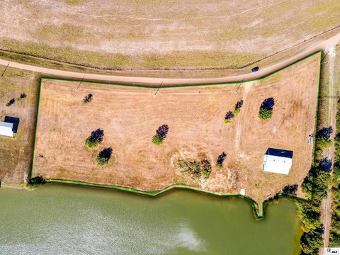 LAND, Columbia, LA