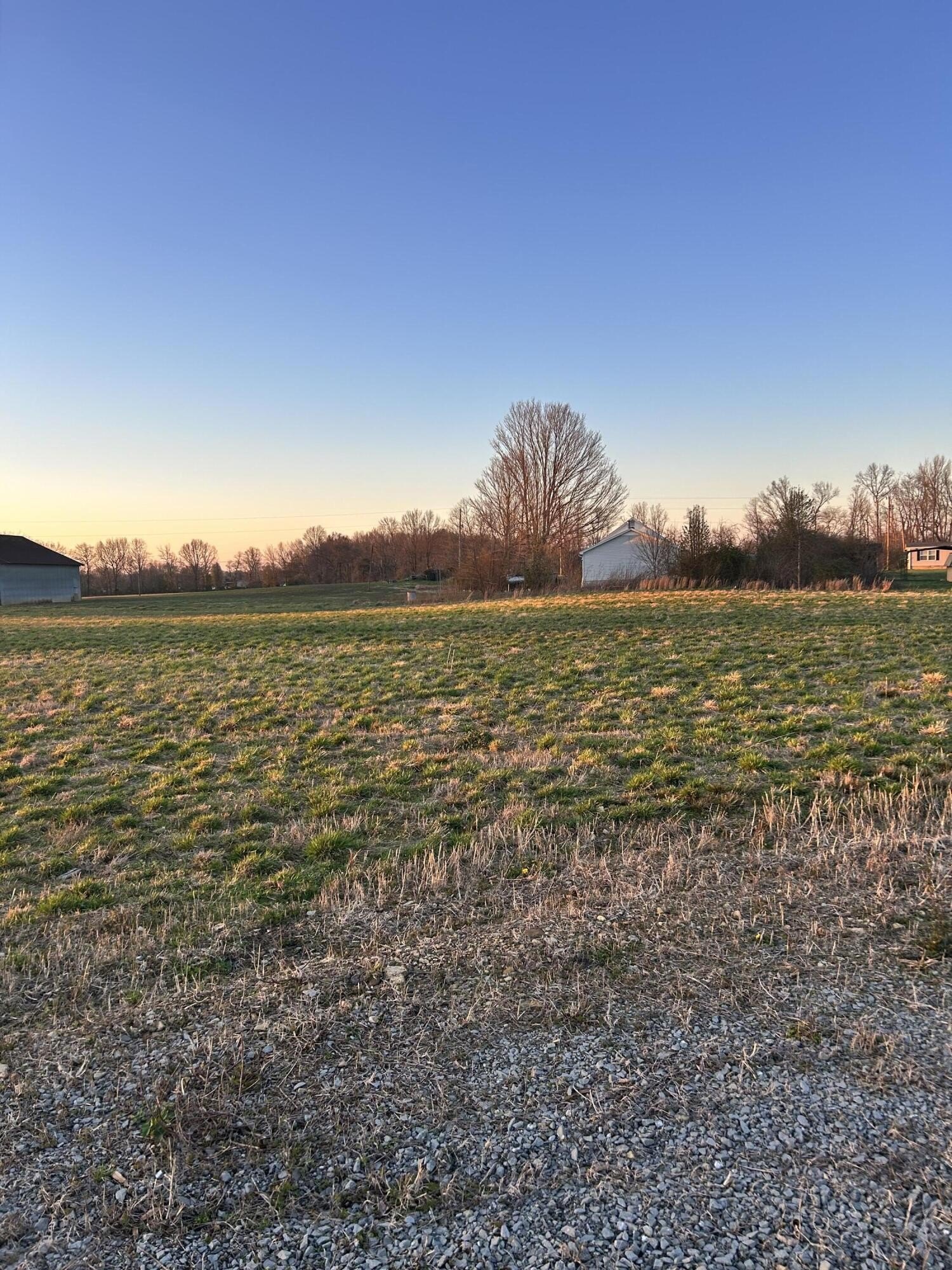 Unrestricted Land Near Lake Cumberland