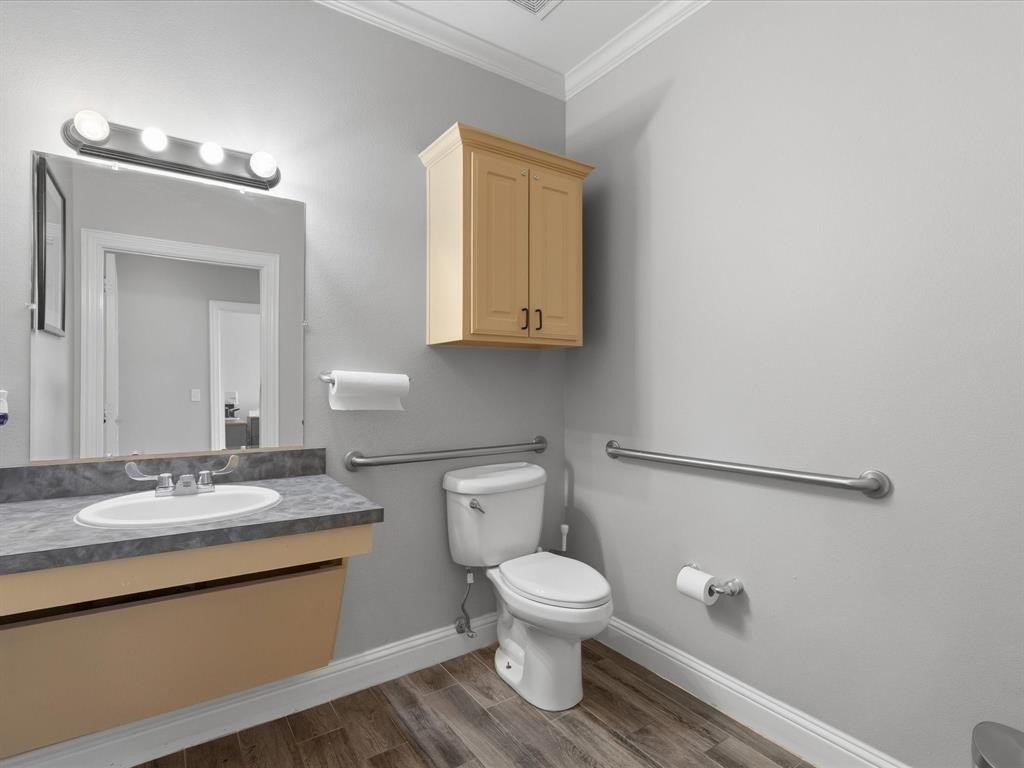 Picture 8