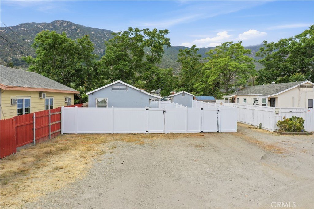 Duplex Near Lake Elsinore
