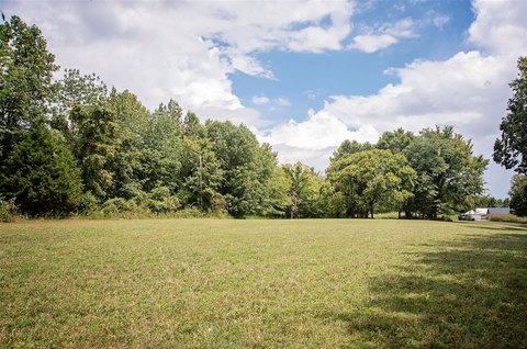 Lucas, KY 5-Acre Property
