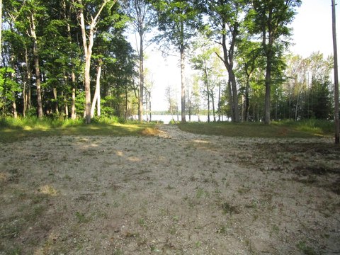 LAND - Mc Millan, MI