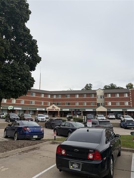 Flexible-Use Retail Space