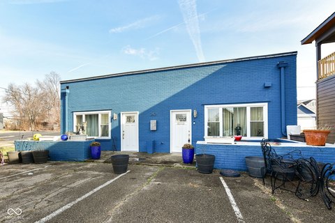 Office Building with Alley Garage Storage