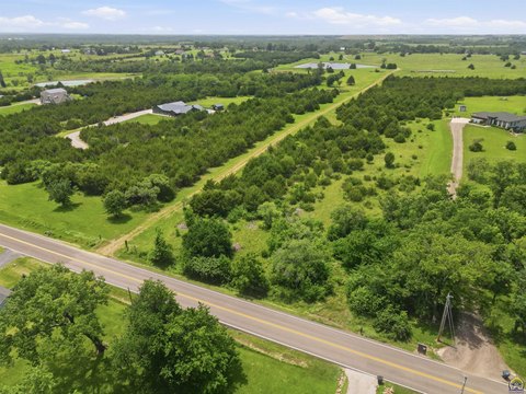Land, Topeka, KS