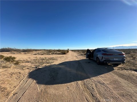 Adelanto Land Near US-395