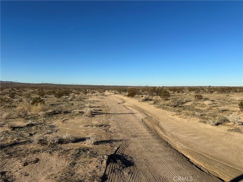 Vacant Land Near US-395