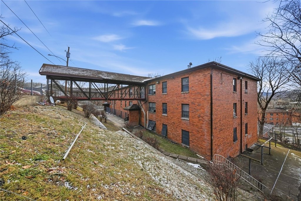 Picture 4