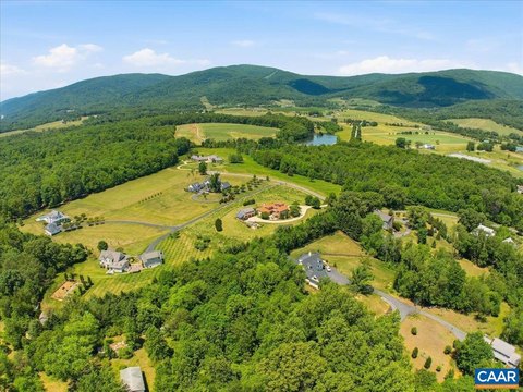 LAND - CROZET, VA