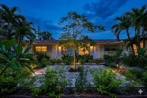 Renovated Multifamily Building Near Biscayne Bay
