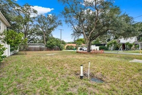 Land, TAMPA, FL