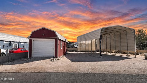 Quartzsite Vacant Lot with Shed