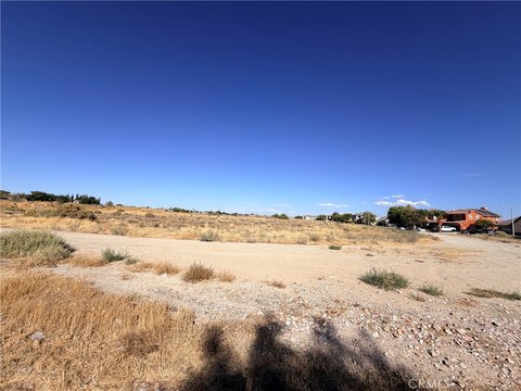 Land, Lancaster, CA