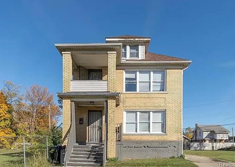 Three-Unit Multifamily Property in Detroit
