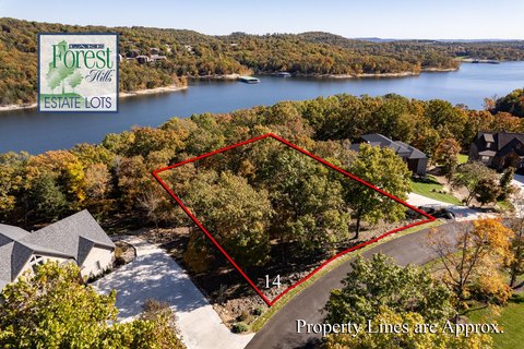 Lakefront Estate Lot in Branson