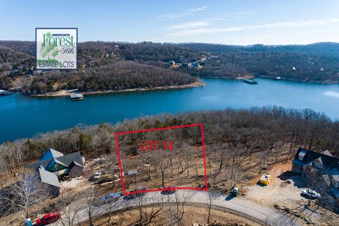 Lakefront Estate Lot in Branson