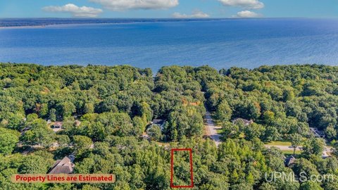 Residential Land in Escanaba Township