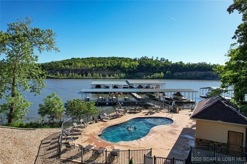 Residential Land in Kahala Estates