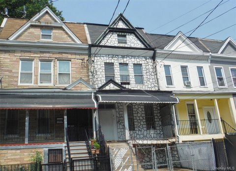 Legal Triplex for Renovation