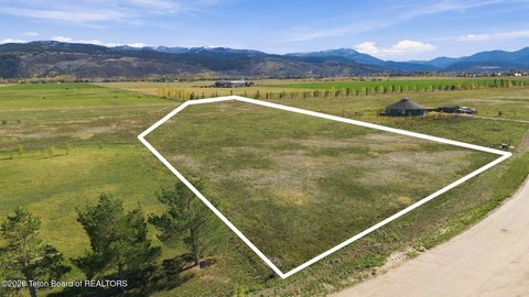Land, Victor, ID