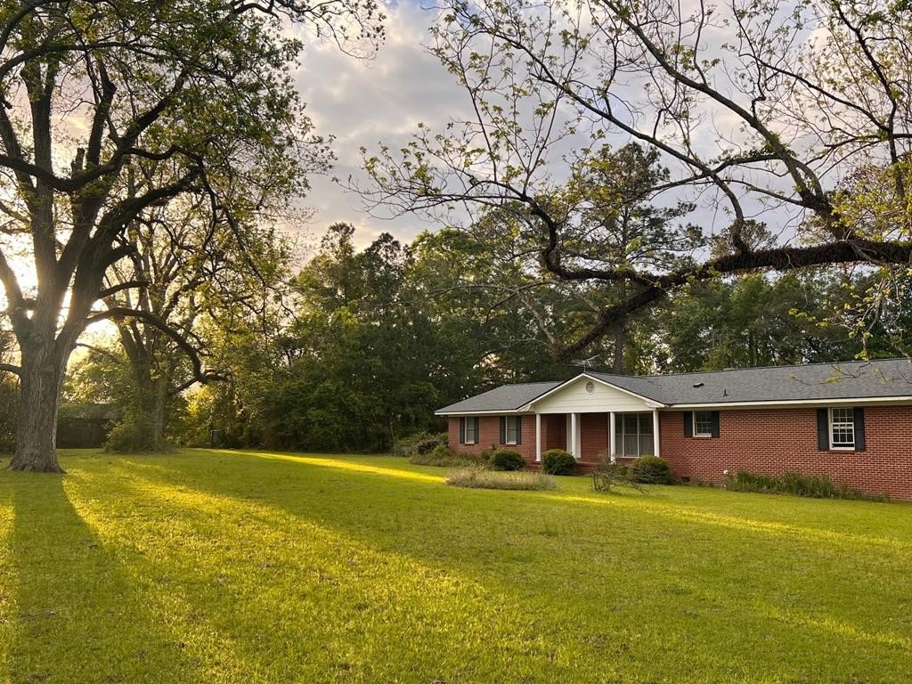 Mitchell County Farmland Homestead