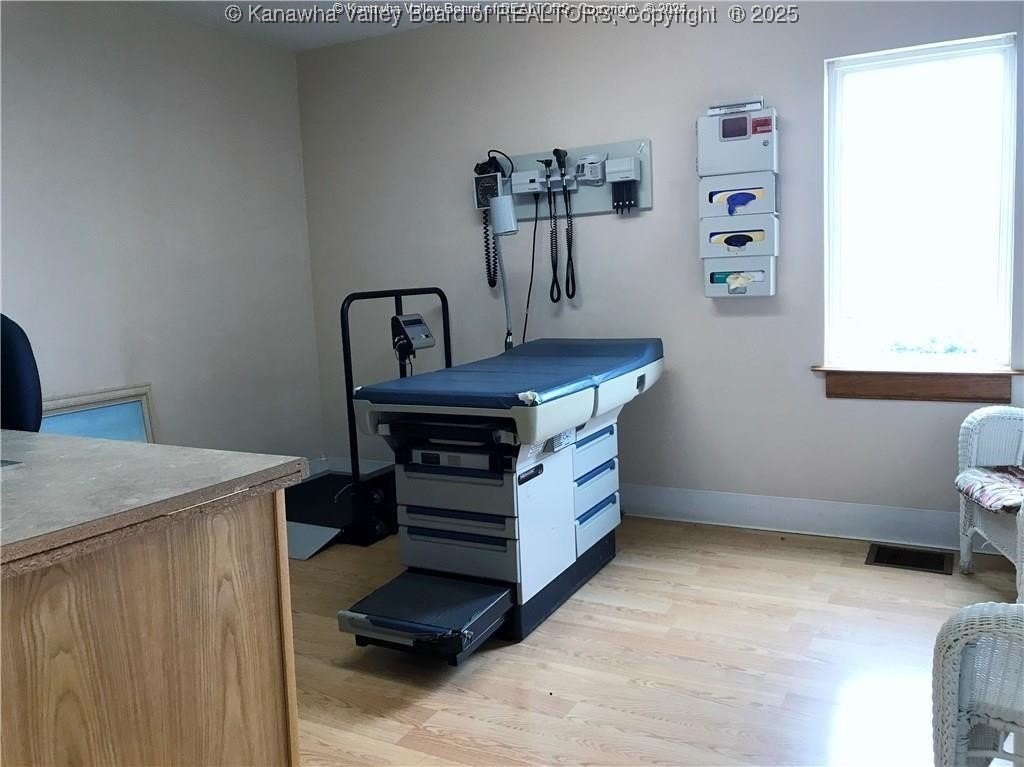 Picture 8
