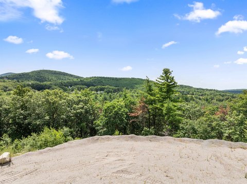 Land, Gilford, NH