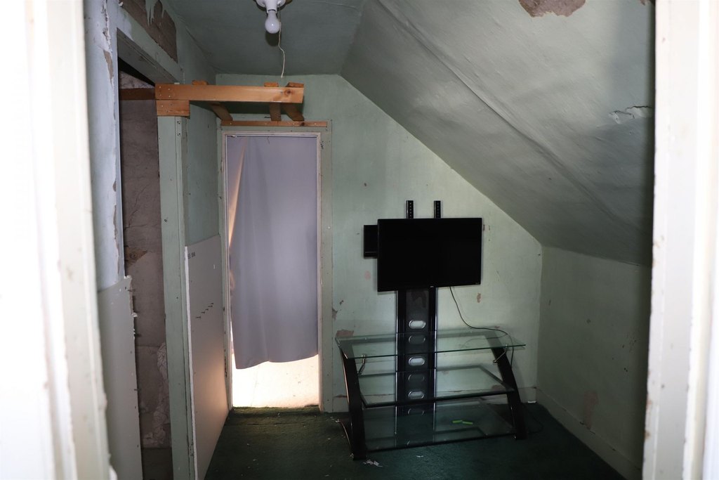 Picture 36