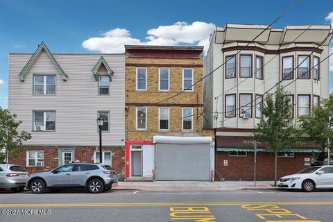 Renovated Mixed-Use Building in Union