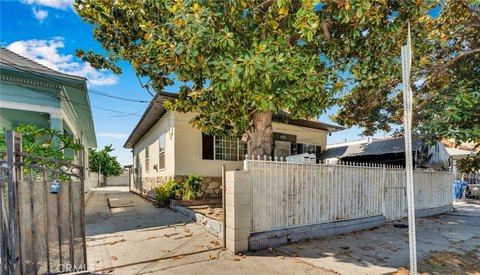 Los Angeles Duplex Investment Opportunity