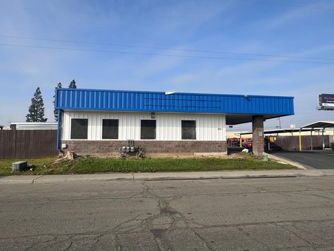 Fresno Commercial Warehouse For Sale