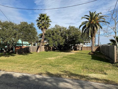 Residential Lot in Fulton Bayview