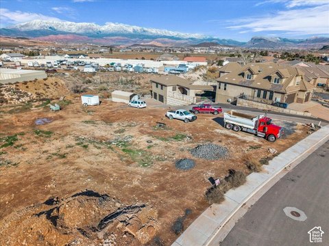 Land, Hurricane, UT