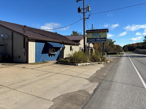 Fryburg Commercial Building on Acreage
