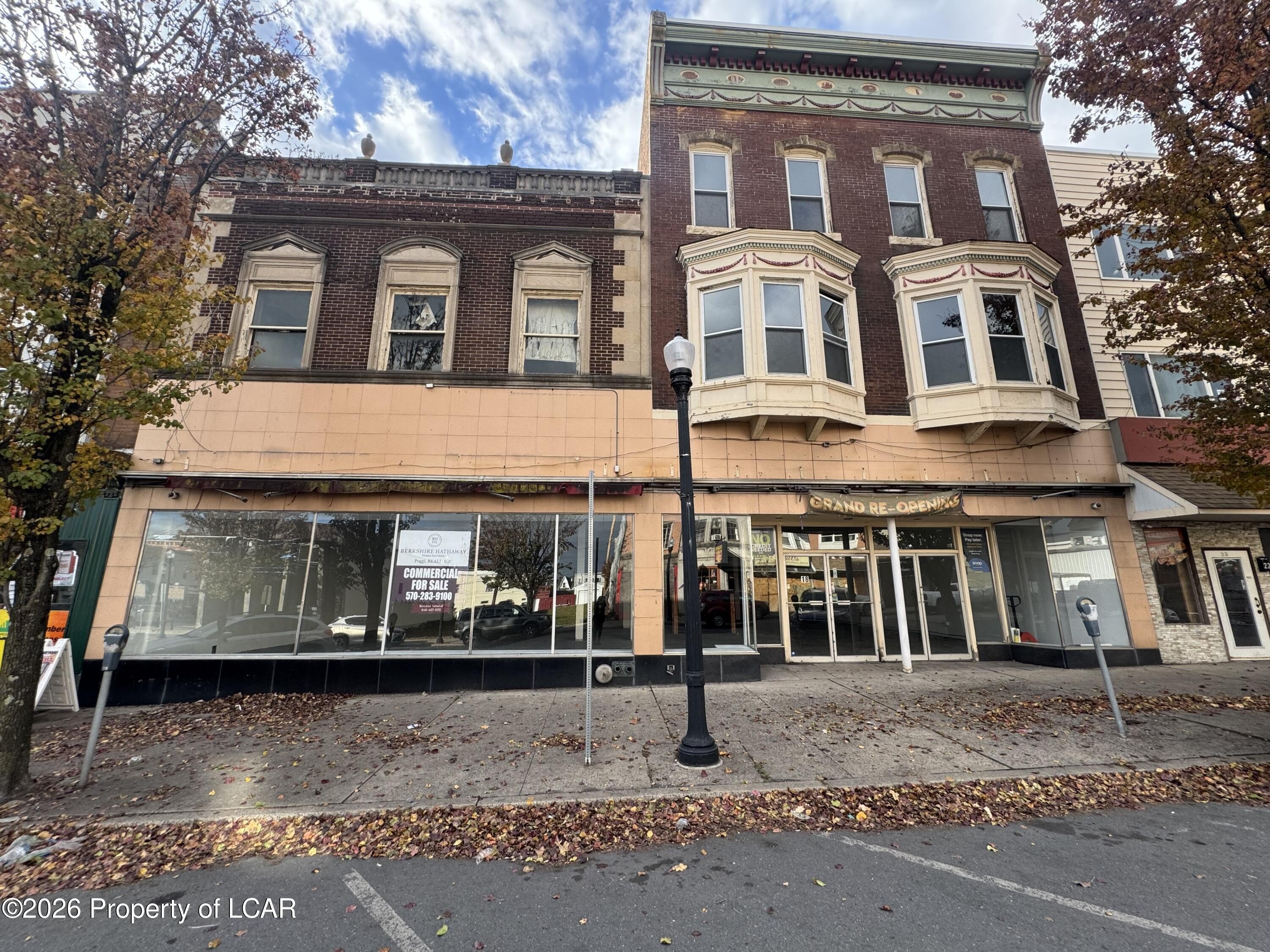 Shenandoah Commercial Building For Sale