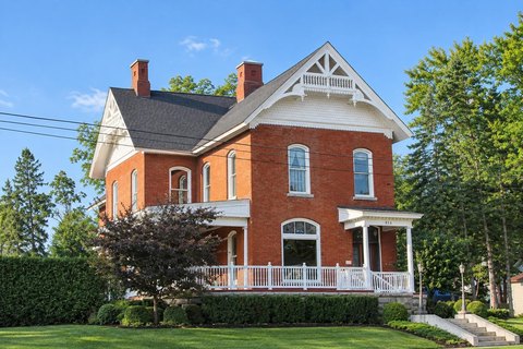 Victorian Mixed-Use Property