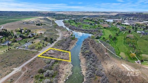 Snake River Waterfront Land
