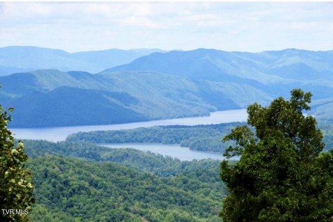 Heartwood Subdivision Land with Lake Views