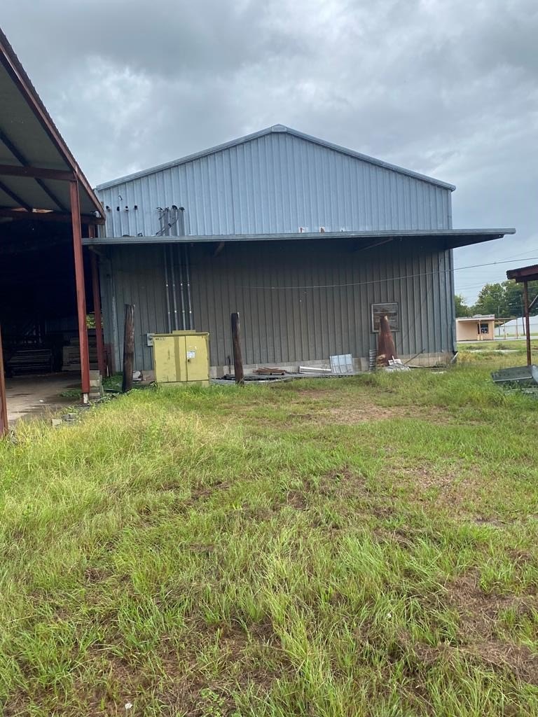 Hawkinsville Commercial Property For Sale