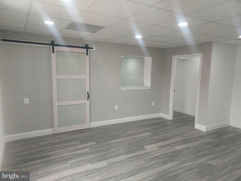 Updated Office/Retail Space