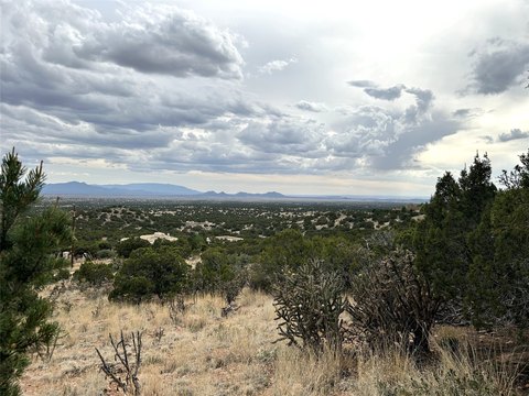 LAND - Santa Fe, NM