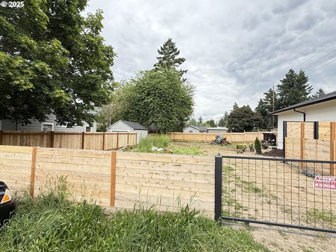 Portland Land Near Airport