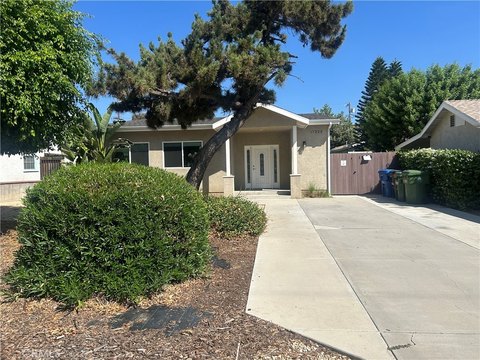 Duplex With Private Entrances