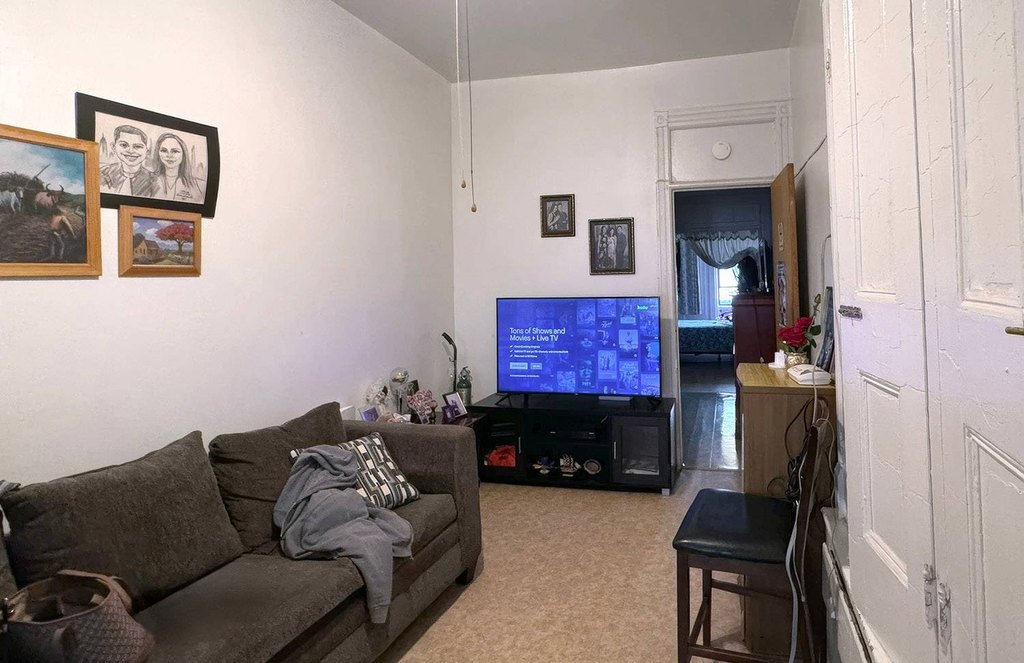 Picture 3