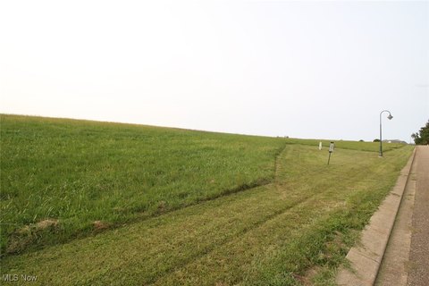Land, Zanesville, OH