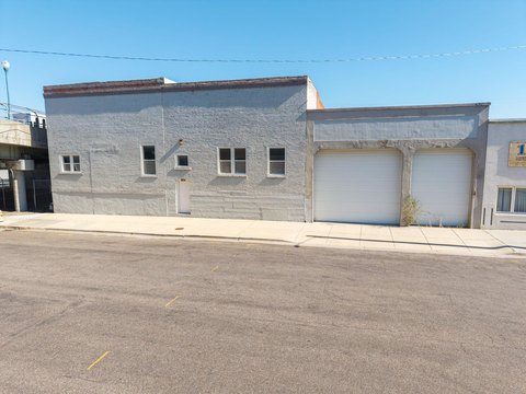 Industrial Live-Work Building with Freight Elevator
