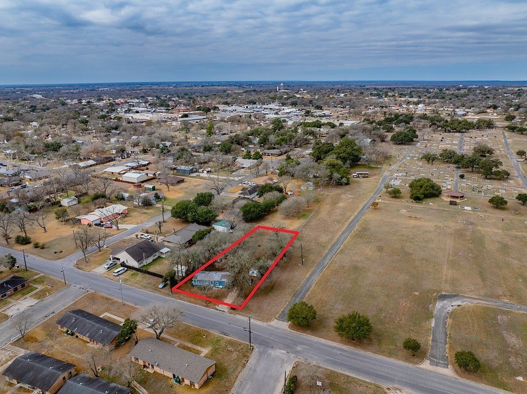 Commercial Lot in La Grange