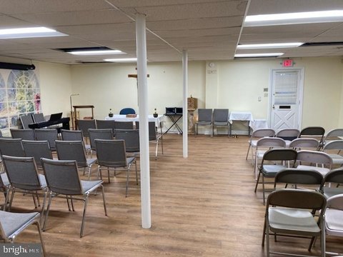 Professional Office Space For Lease