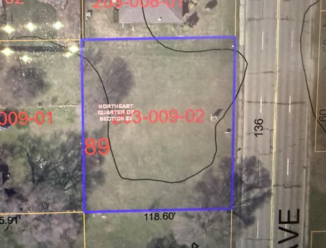 Commercial Land on Laurence Avenue